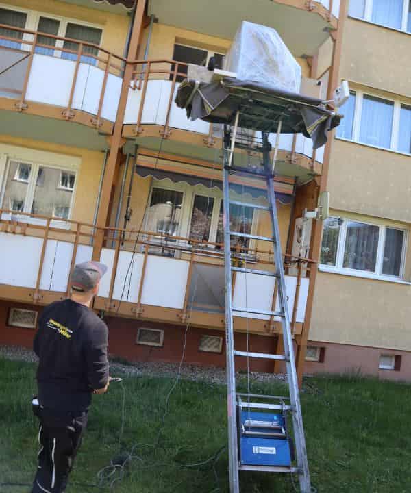 Pflegekassen Umzug mit Möbellift Moers